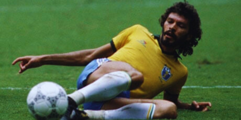 Socrates-brazilian-soccer-player